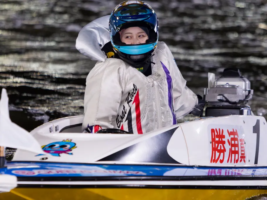 4884　勝浦真帆