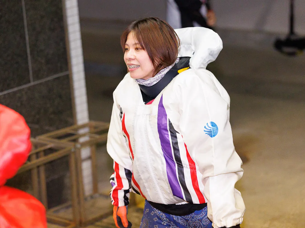 5218　山田理央